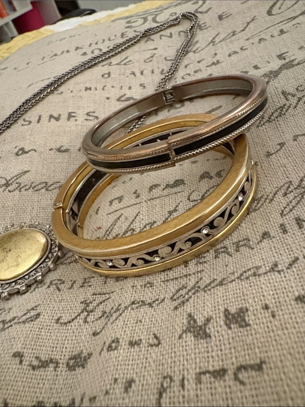 Fossil stylish mixed
